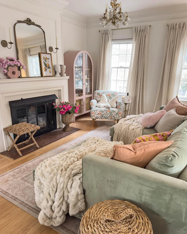 Floral Accents and Pastel Hues