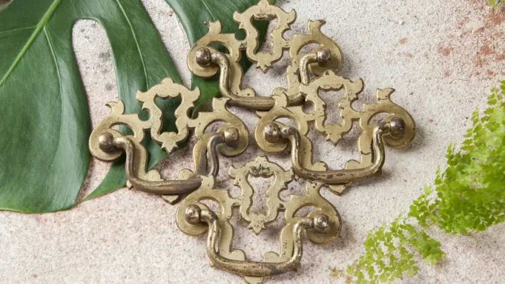 Upgrade to Decorative Drawer Pulls