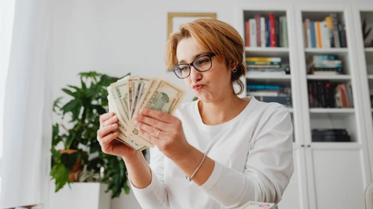 I Staged My House for $300 and It Sold in 4 Days Over Asking Price