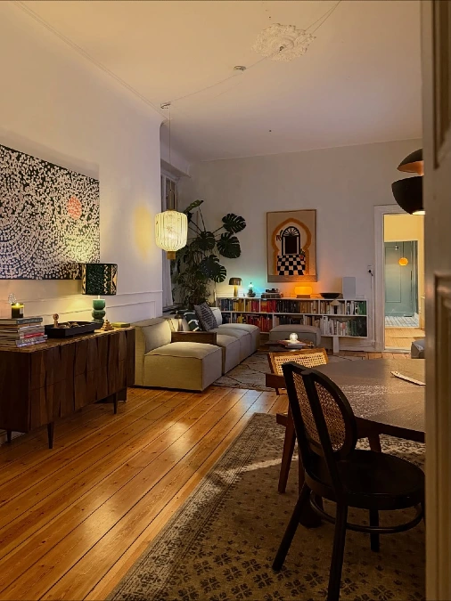 Hang an Oversized Canvas Painting