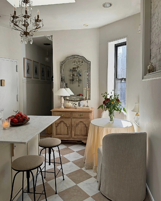 Oversized Wall Mirrors