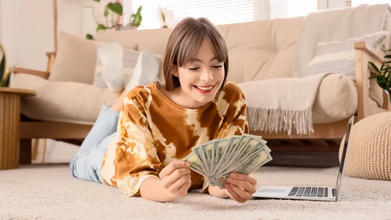 How Minimalist Home Design Helped Me Pay Off $22,000 in Debt in 18 Months