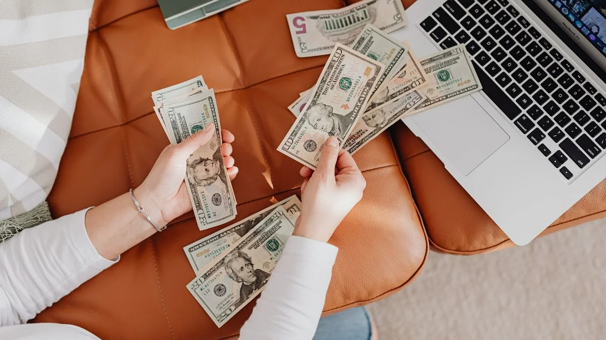 How Your Home Decor Can Actually Make You Money While You Sleep