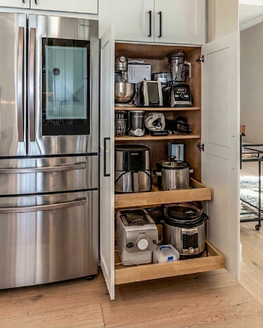 Pull Out Appliance Pantry
