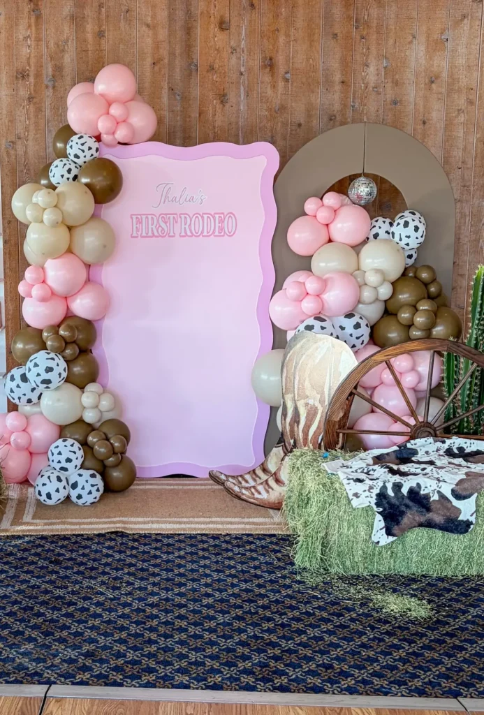 Border Backdrop with Barn Wood Wall
