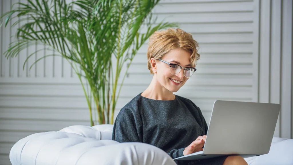 Smart Alerts for Luxury Furniture Resale Sites