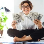 How I Made My First $1,000 Selling Decor Ideas Instead of Products How I Made My First $1,000 Selling Decor Ideas Instead of Products