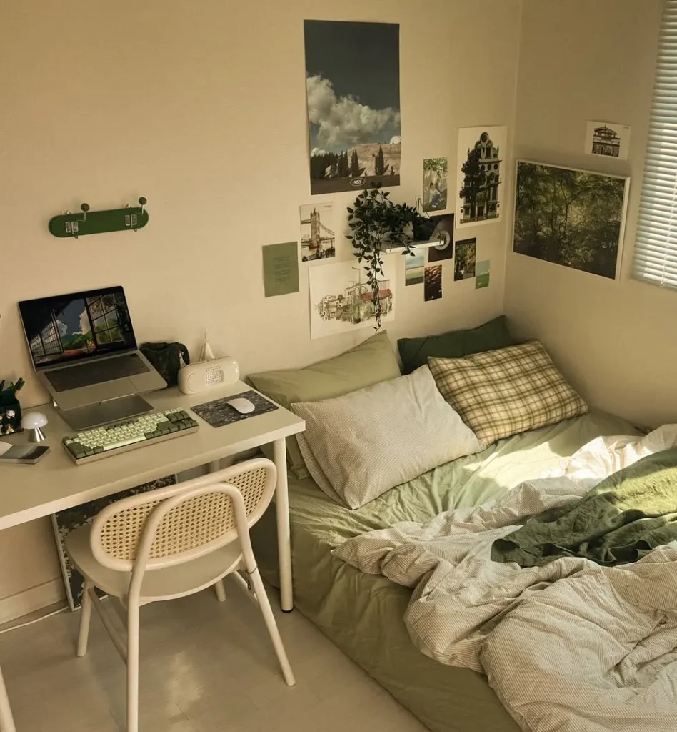 Casual Floor Beds and Relaxed Wall Galleries
