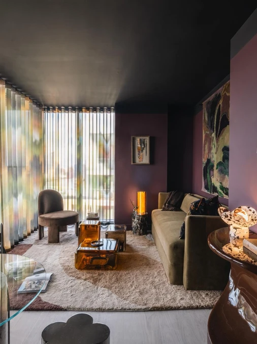 Grounding Retro Spaces With Plum And Amber