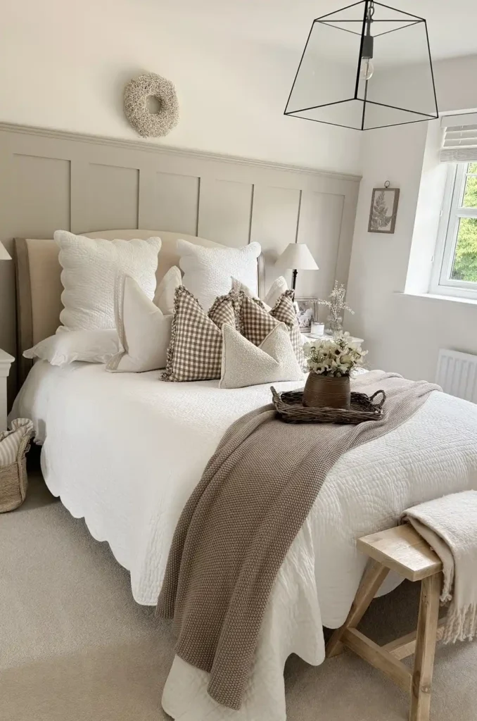 Layered Gingham and Scalloped Bedding