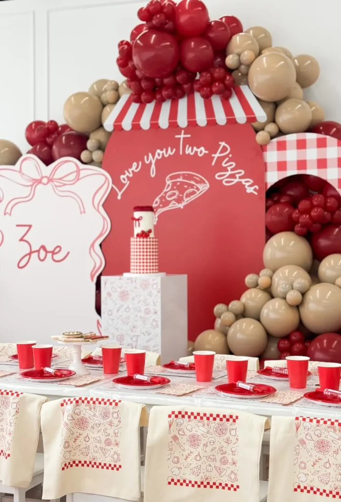 Pizza Apron Place Settings