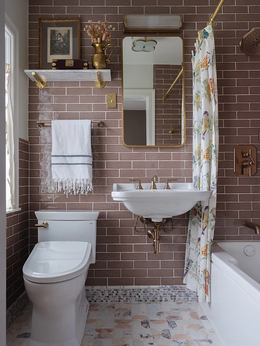 Mauve Tile Vintage Bathroom