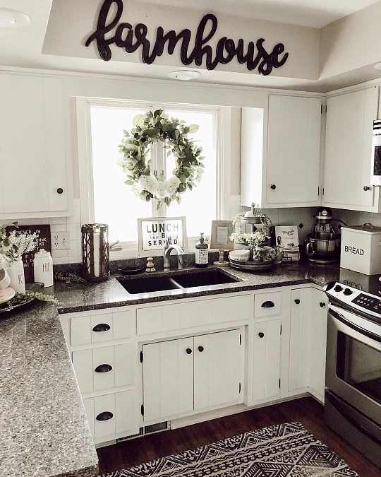 White Farmhouse Kitchen Styling