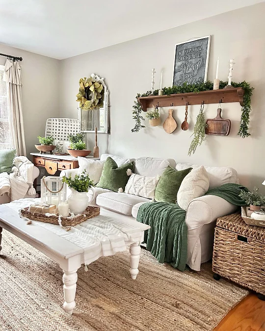 Fresh Green Farmhouse Layers