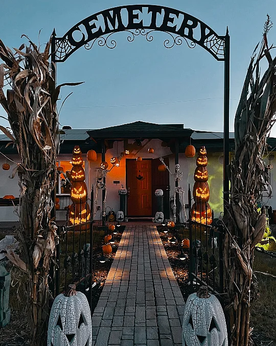 Haunted Cemetery Walkway