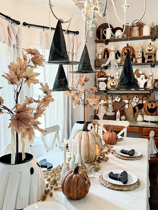 Rustic Witch Hat Harvest Table