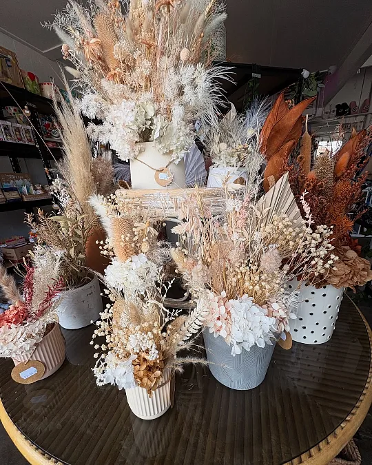 Neutral Hydrangeas + Pampas + Dried Grasses