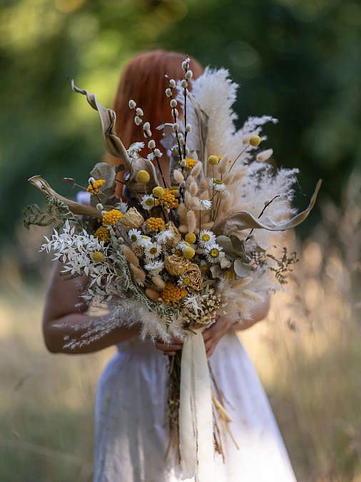Cream and Mustard Meadow Bouquet