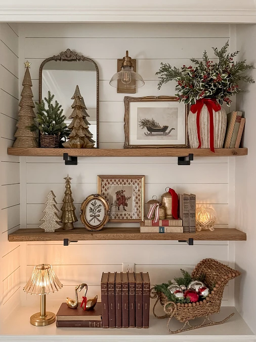 Vintage Christmas Shelf Styling