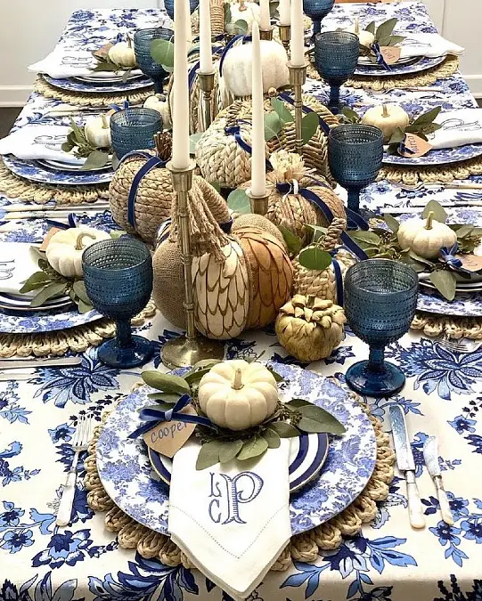 Blue and Natural Pumpkin Tablescape